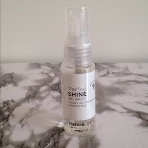 NatureLab Perfect Shine Oil Mist
